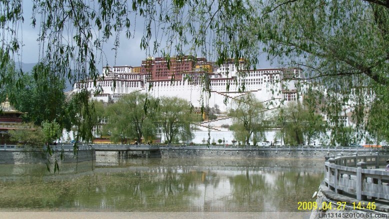 布达拉宫风景图3